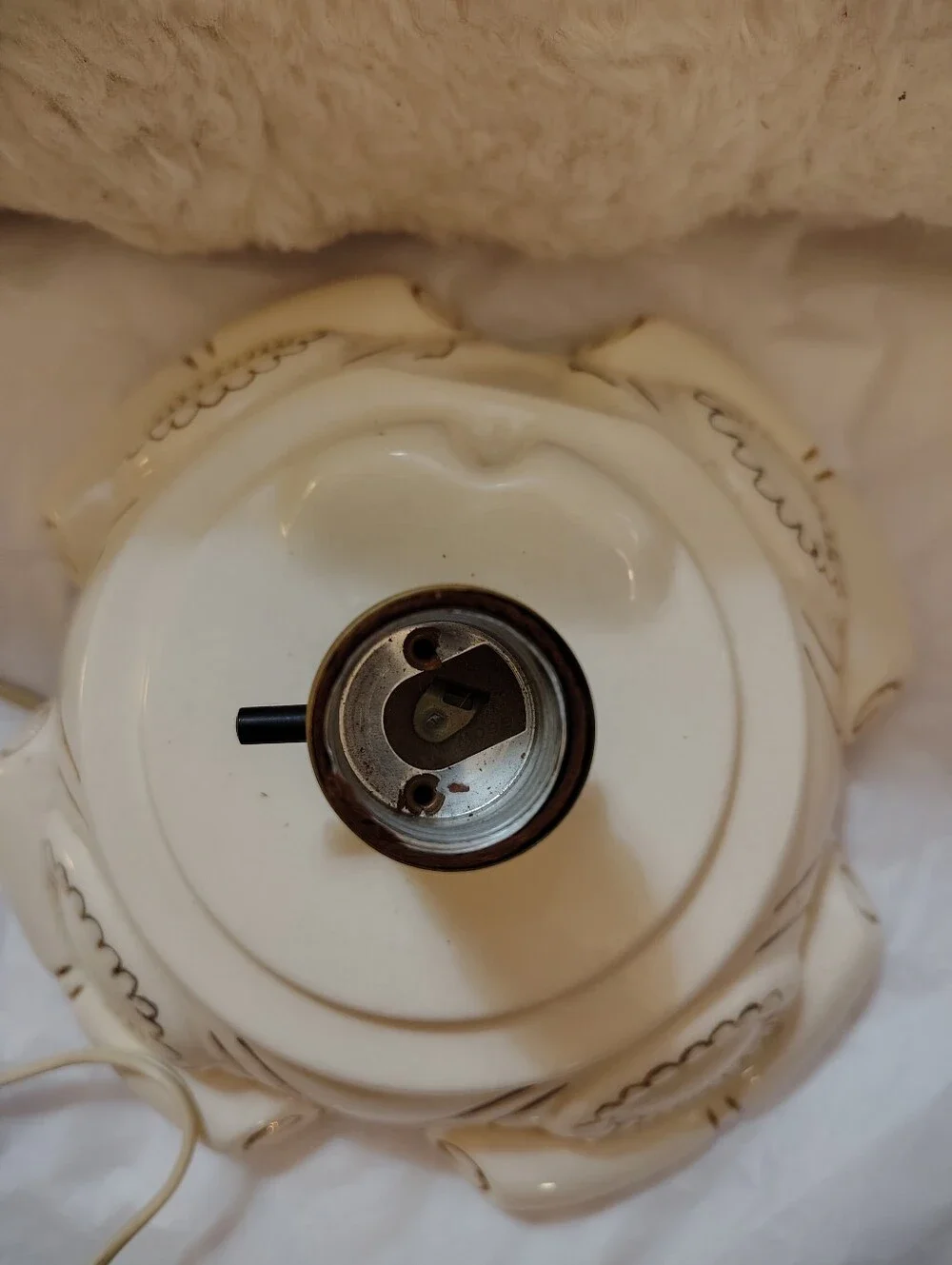 Vintage Ceramic Christmas Tree Replacement Base White Gold Trim 9